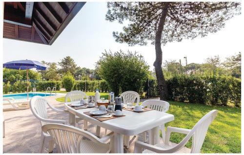 Holiday Home Albarella Ro 11