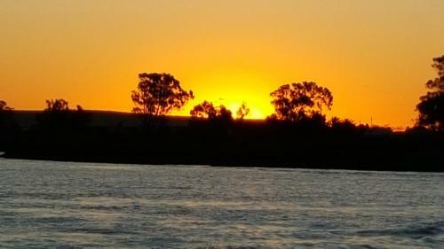 Elizabeth East 98 Port Owen