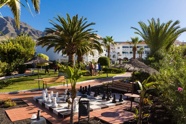 Aparthotel Regency Torviscas, Apartaments & Suites