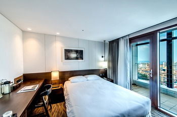 Jeju Central City Hotel