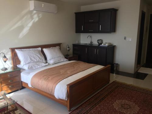Hostal Sts Smart Suites
