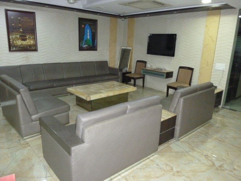 Hotel Regal Palace