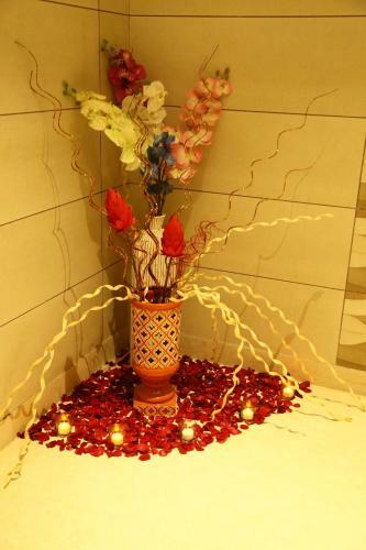Hotel The Majestic Suites, Kolkata