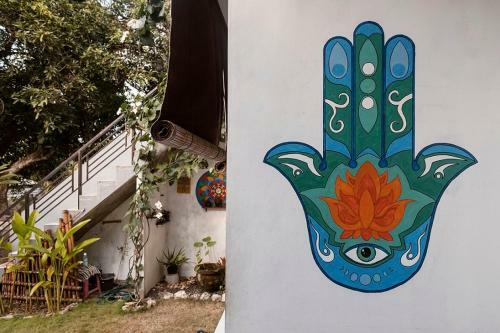 Bed & Breakfast 2 Angels Homestay