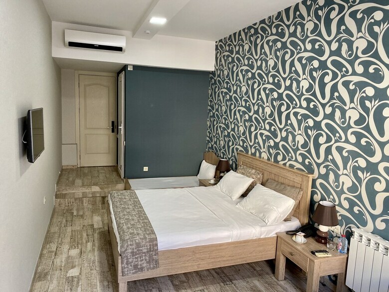Nizami Street Hotel