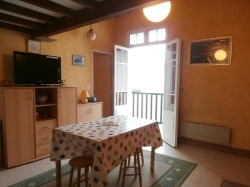 Apartment All�e Des Ch�nes
