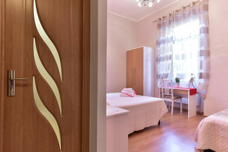 Bed & Breakfast B&t Rooms Trani