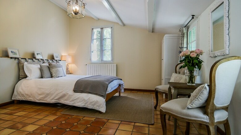 Hostal La Ferme Des Belugues