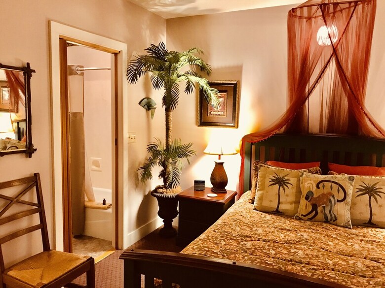 Bed & Breakfast Arden Forest Inn