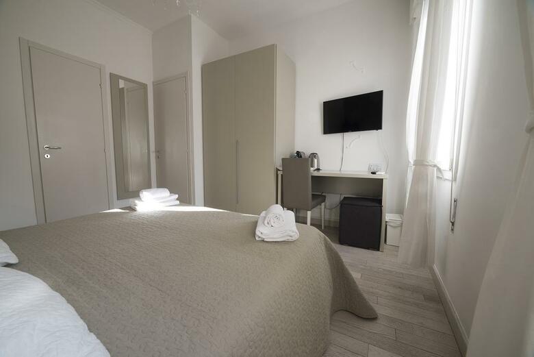 Residencia Al Portico Guest House
