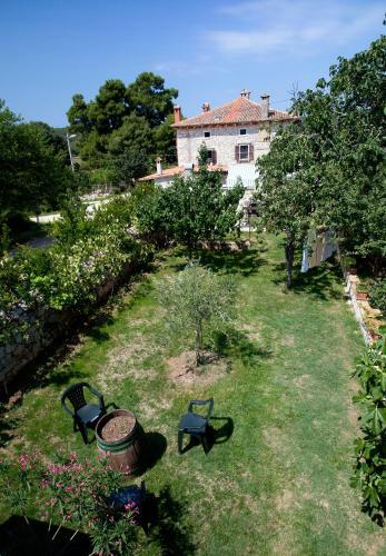 Holiday Home Stancija Becic