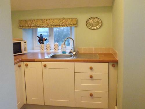 Hillis Close Farm Cottage