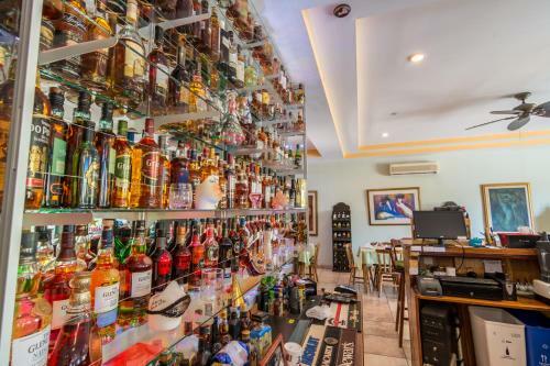Hostal Villas Playa Hermosa Beach Hotel