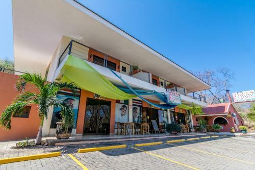 Hostal Villas Playa Hermosa Beach Hotel