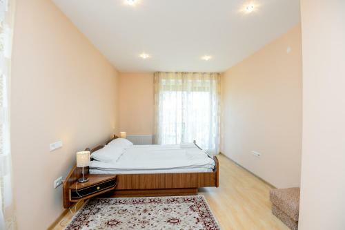 Apartments Sermies?io 3