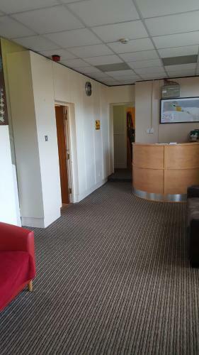Hostal Barrow Lodge Hotel