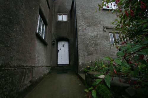 Hostal Manor Lodge Guesthouse