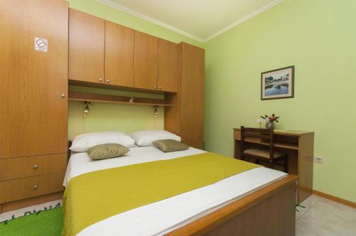 Hostal Rooms Ivan