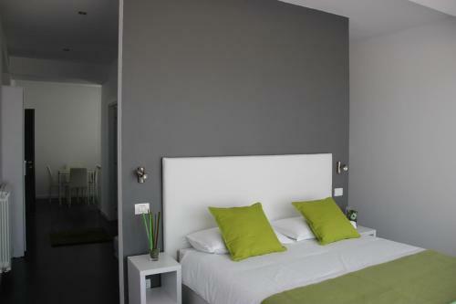 Living Aparthotel
