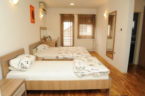 Hostal Guest House ?ot