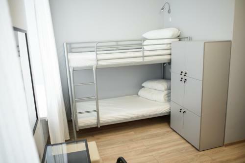 Albergue Globus Hotel