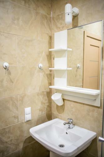 Albergue Globus Hotel