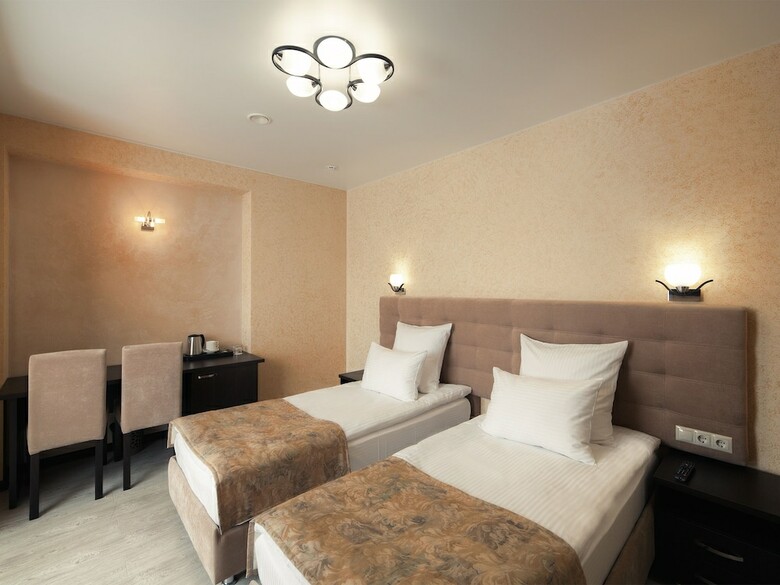 Almira Hotel