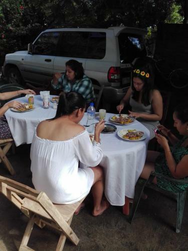 Hostal Hostel Edelma