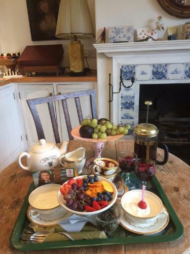 Bed & Breakfast Groves Hall