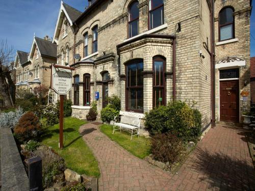 Bed & Breakfast Fourposter Lodge
