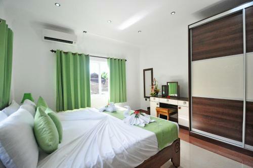 Yasad Residence