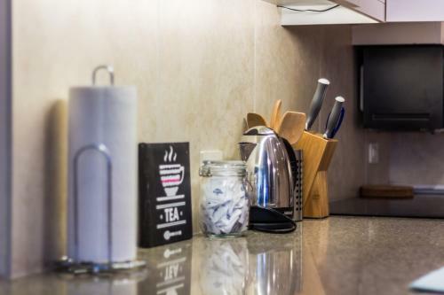 Heaven In Koreatown Furnished Apartments
