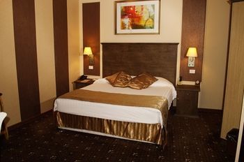 Imperial Palace Hotel