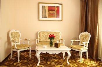 Imperial Palace Hotel