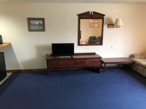 Hotel Denison Inn & Suites