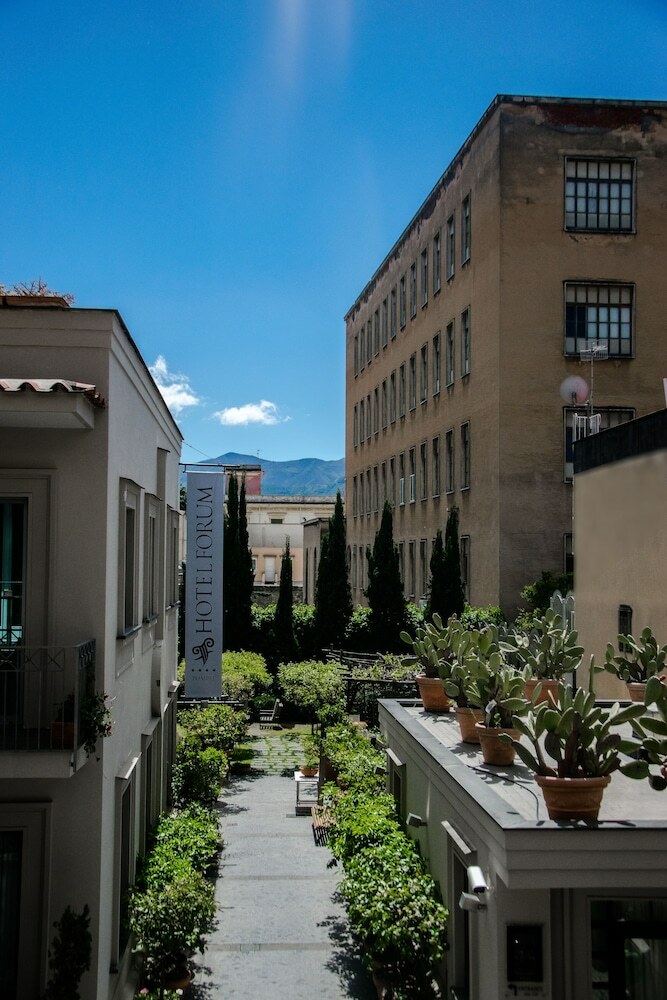 Hotel Forum