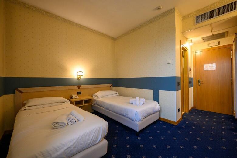Hotel Residence Torre Di Pratolungo