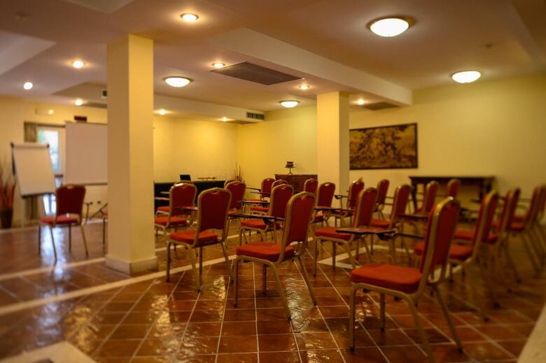 Hotel Residence Torre Di Pratolungo