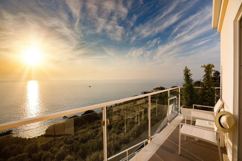 Hostal Villa Fiorella Art Hotel