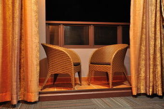 Hotel Rashu Hiyaa
