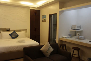 The Reef Hotel And Residences