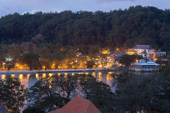 Hotel Heaven Seven Kandy