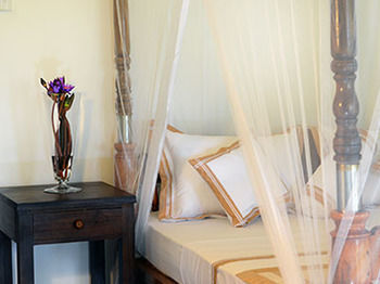 Hotel Lumbini Lagoon