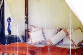 Hotel Lumbini Lagoon