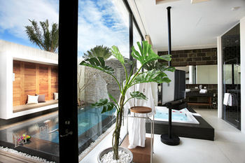 Hotel H Villa