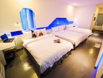 Starship Business Hotel