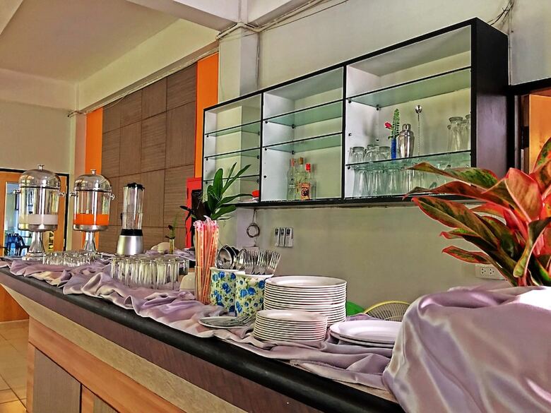 Albergue We Train Hotel Donmuang