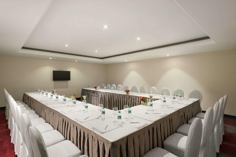 Hotel Ramada Plaza Agra