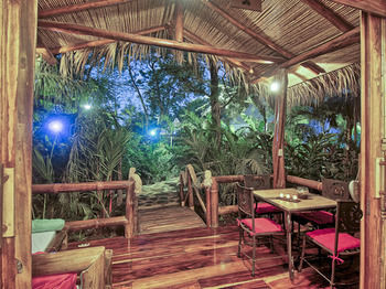 Posada Ocho Artisan Bungalows