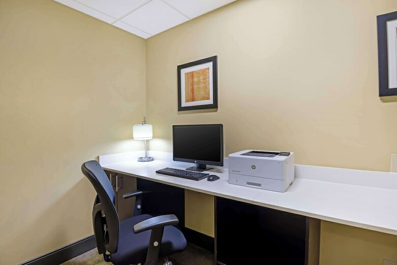 Hotel Best Western Plus Thornburg Inn & Suites